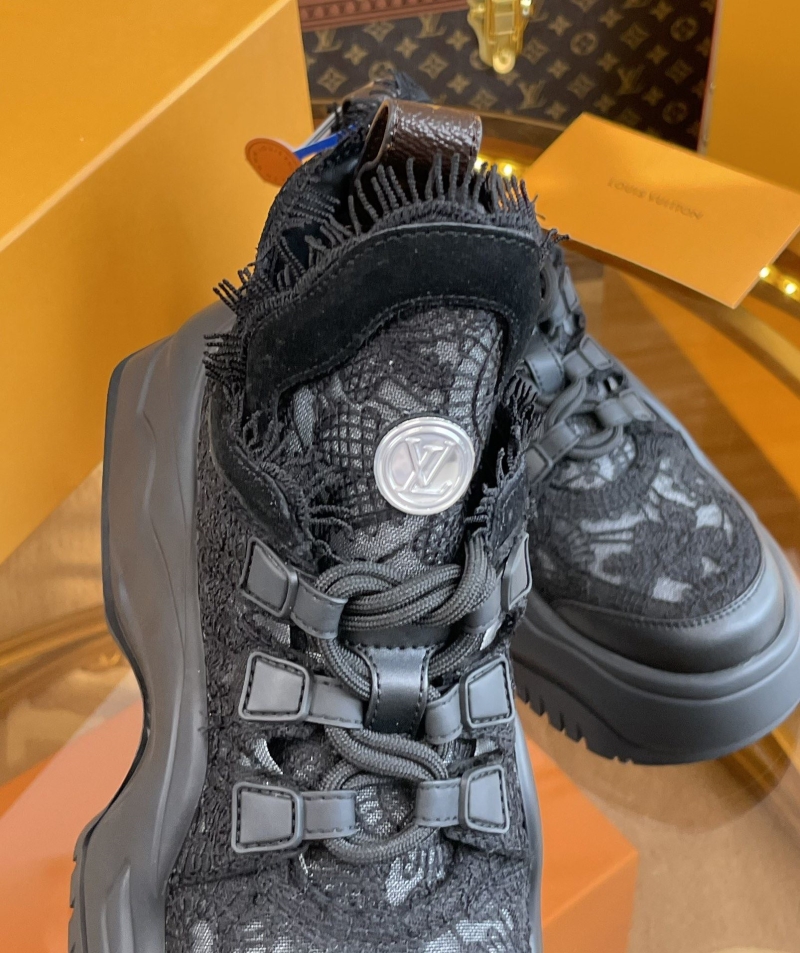 Louis Vuitton Sneakers